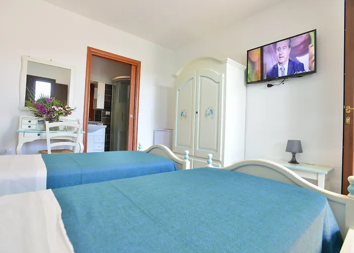 Hotel Rurale Orti Di Nora & Santa Margherita di Pula